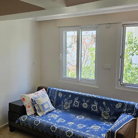 아파트 Oezdere Ferienwohnung